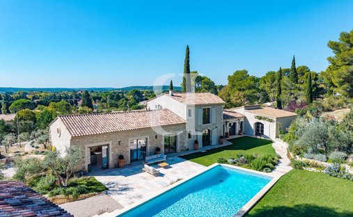 Country House in Maussane-les-Alpilles, Provence-Alpes-Côte d'Azur, France 1