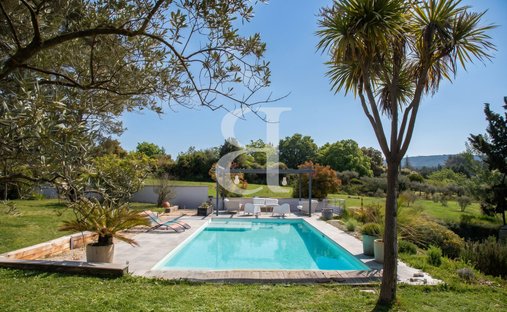 Villa a Secteur Nord, Pernes-les-Fontaines, Francia 1