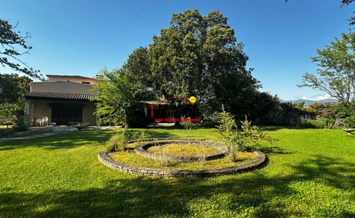 Casa a La Ville, Valréas, Francia 1