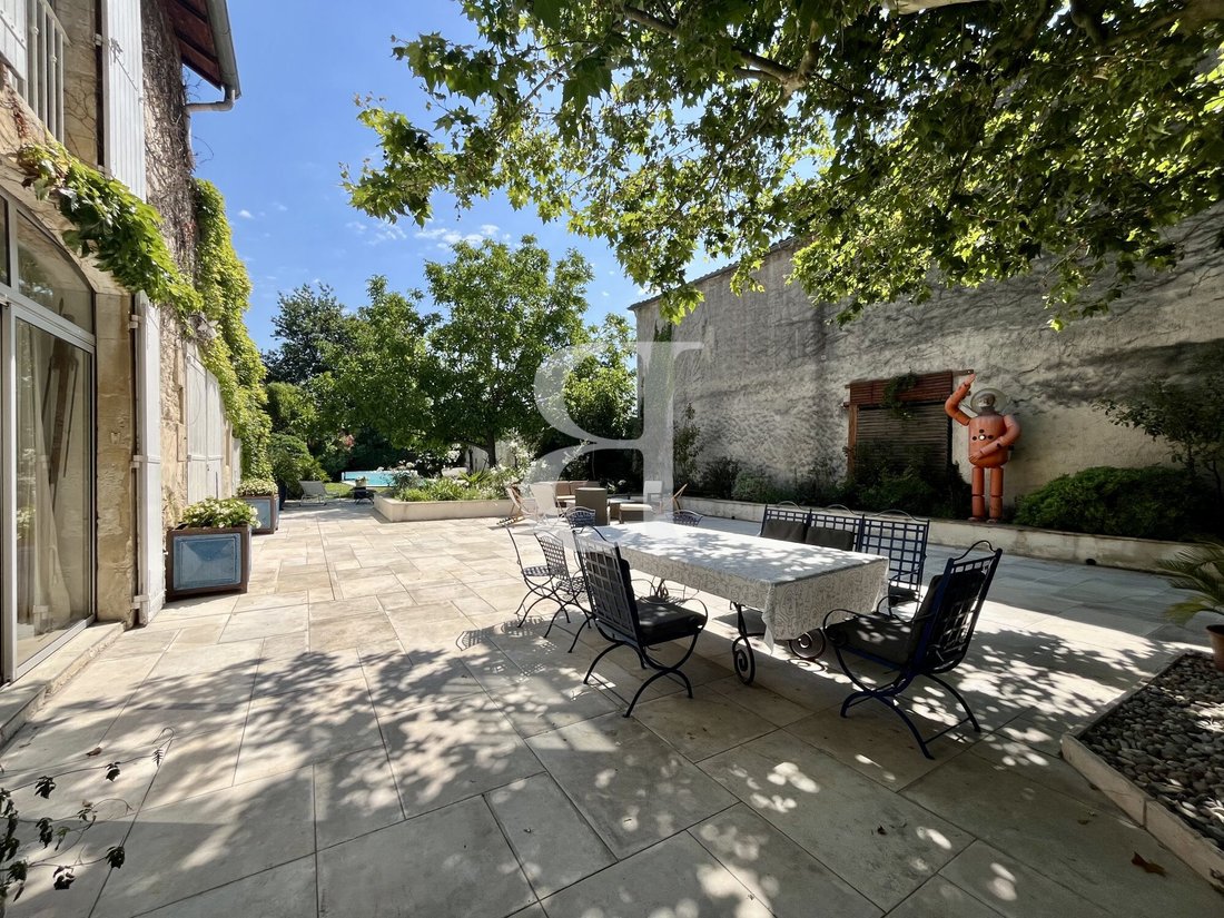 Country House in Noves, Provence-Alpes-Côte d'Azur, France 3 - 18390037