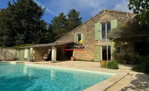 Country House in Grillon, Provence-Alpes-Côte d'Azur, France 1