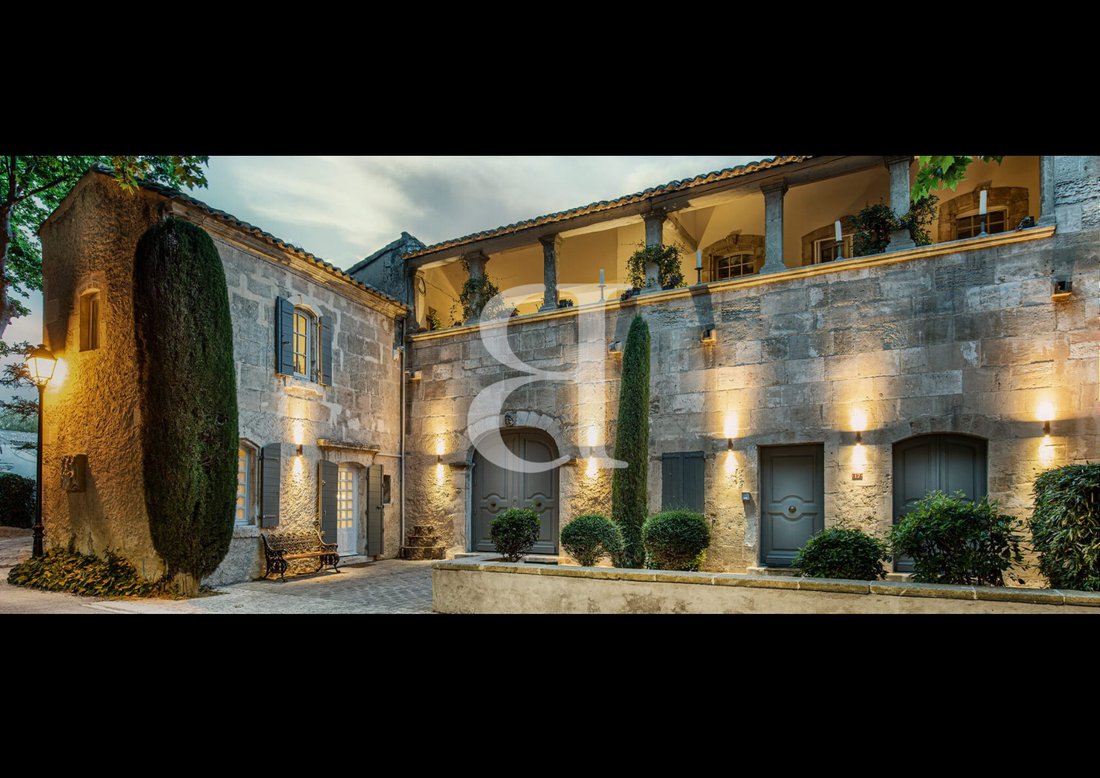 Country House in Paradou, Provence-Alpes-Côte d'Azur, France 1 - 17667684