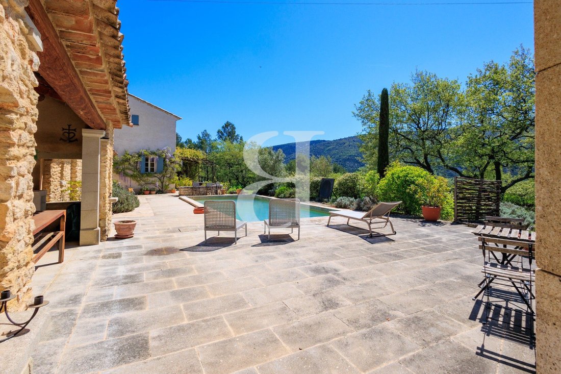 Country House in Lacoste, Provence-Alpes-Côte d'Azur, France 3 - 17815696