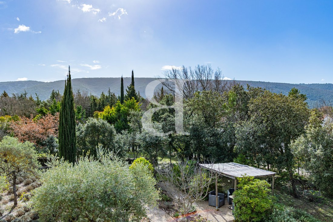 Villa in Lacoste, Provence-Alpes-Côte d'Azur, France 3 - 17224317