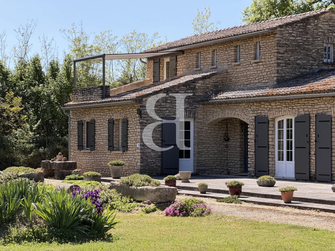 Country House in Plan-d'Orgon, Provence-Alpes-Côte d'Azur, France 4 - 17783668