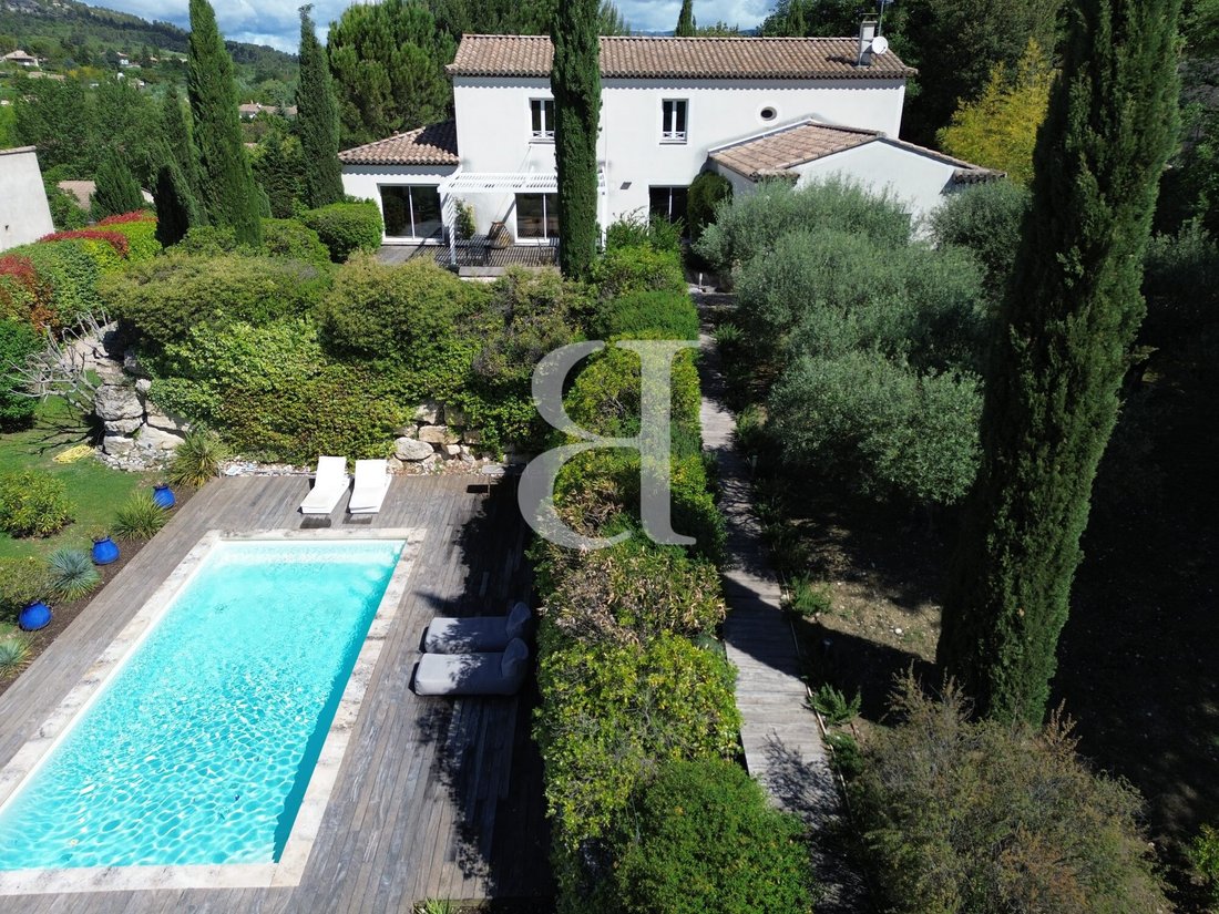 Villa in Mormoiron, Provence-Alpes-Côte d'Azur, Frankreich 1 - 17498726
