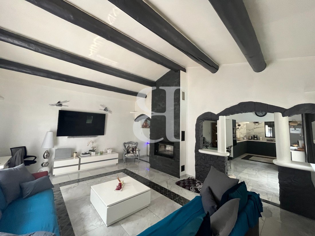 Villa in Secteur Nord, Pernes-les-Fontaines, France 4 - 16838289