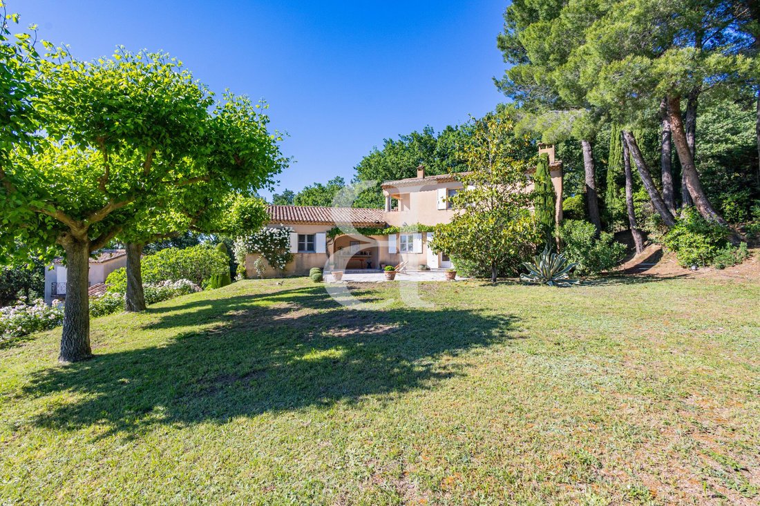 Villa in Séguret, Provence-Alpes-Côte d'Azur, France 5 - 17732315