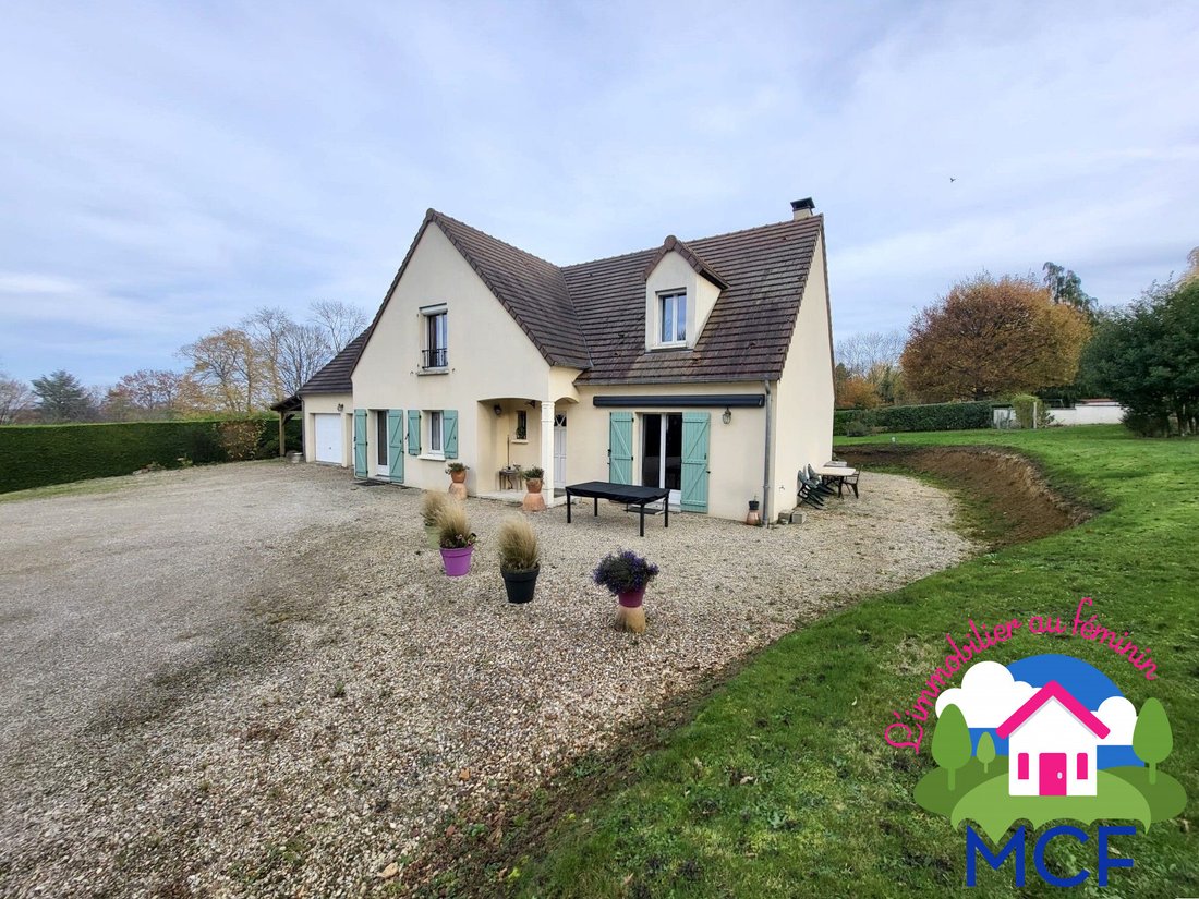 House in Hargeville, Ile-de-France, France 1 - 16665497