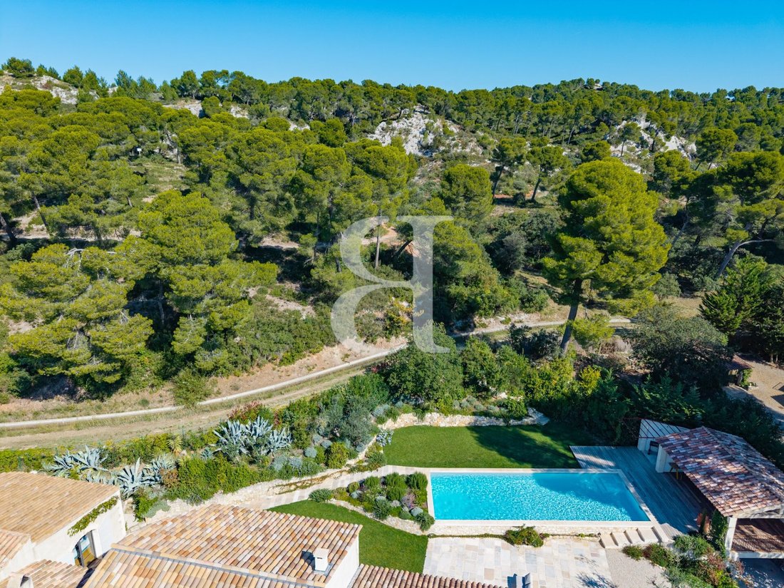 Country House in Maussane-les-Alpilles, Provence-Alpes-Côte d'Azur, France 2 - 17456294