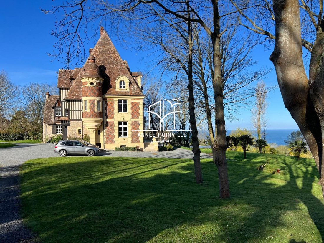 Domaine à Trouville-sur-Mer, Normandie, France 5 - 18389758