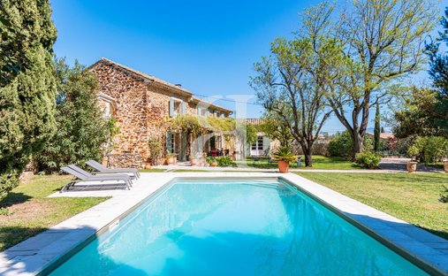 Country House in Piolenc, Provence-Alpes-Côte d'Azur, France 1