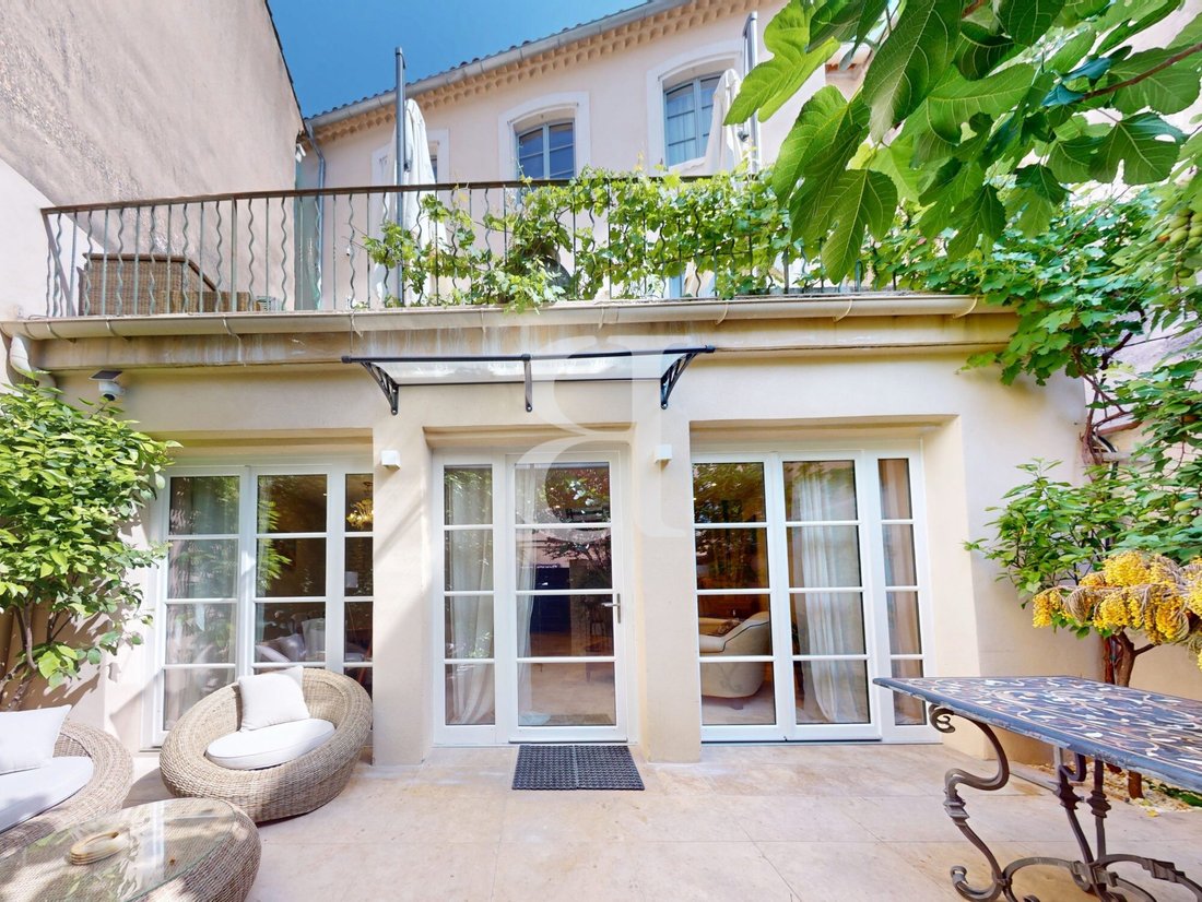 Country House in Nevons-route d'Apt, L'Isle-sur-la-Sorgue, France 1 - 17848991