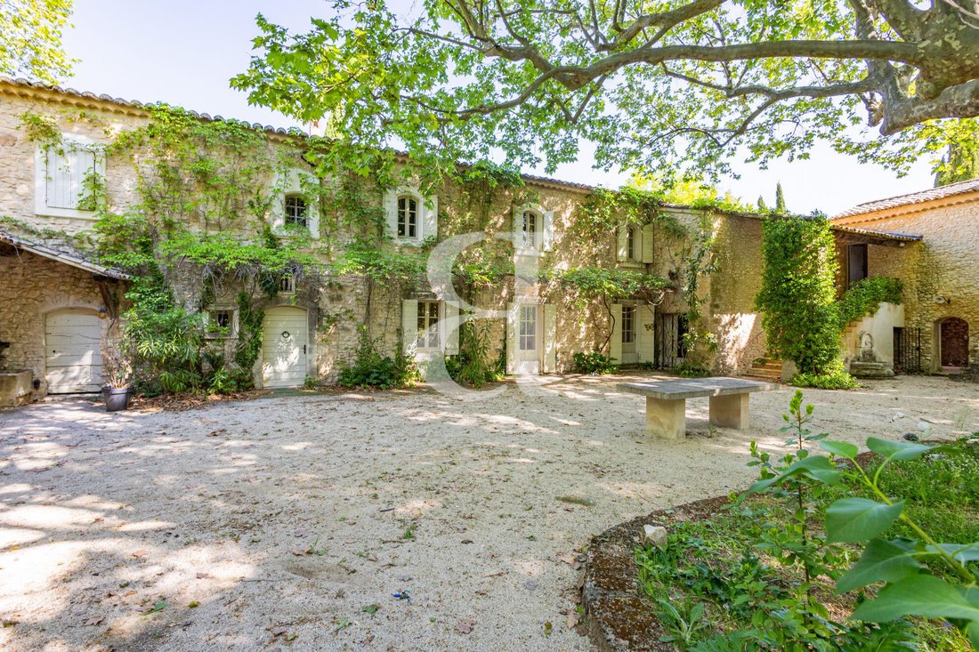 Country House in Joucas, Provence-Alpes-Côte d'Azur, France 1 - 17831635