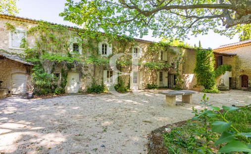 Casa di campagna a Joucas, Provenza-Alpi-Costa Azzurra, Francia 1