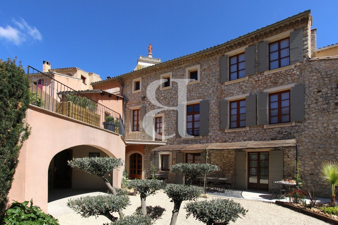 Country House in Buis-les-Baronnies, Auvergne-Rhône-Alpes, France 1 - 16838209