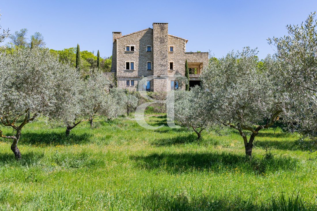 Country House in Gordes, Provence-Alpes-Côte d'Azur, France 2 - 17667733
