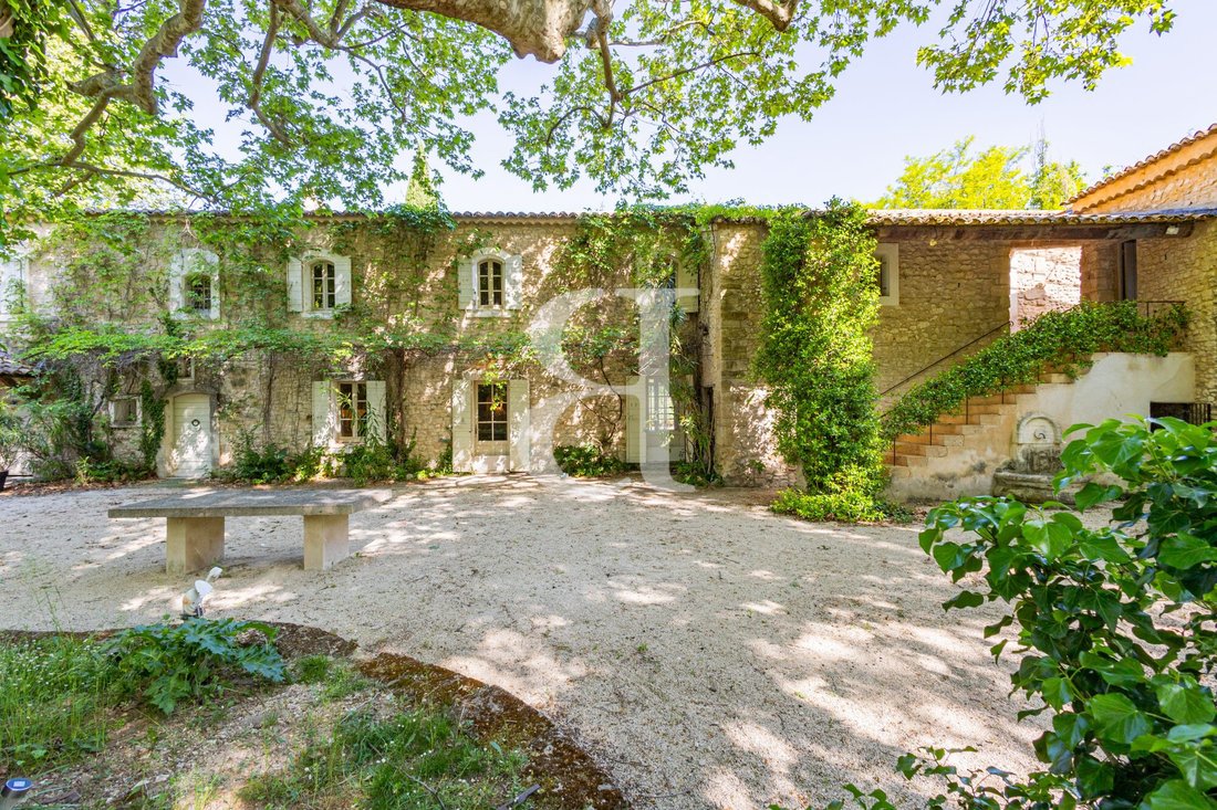 Casa di campagna a Joucas, Provenza-Alpi-Costa Azzurra, Francia 5 - 17893307