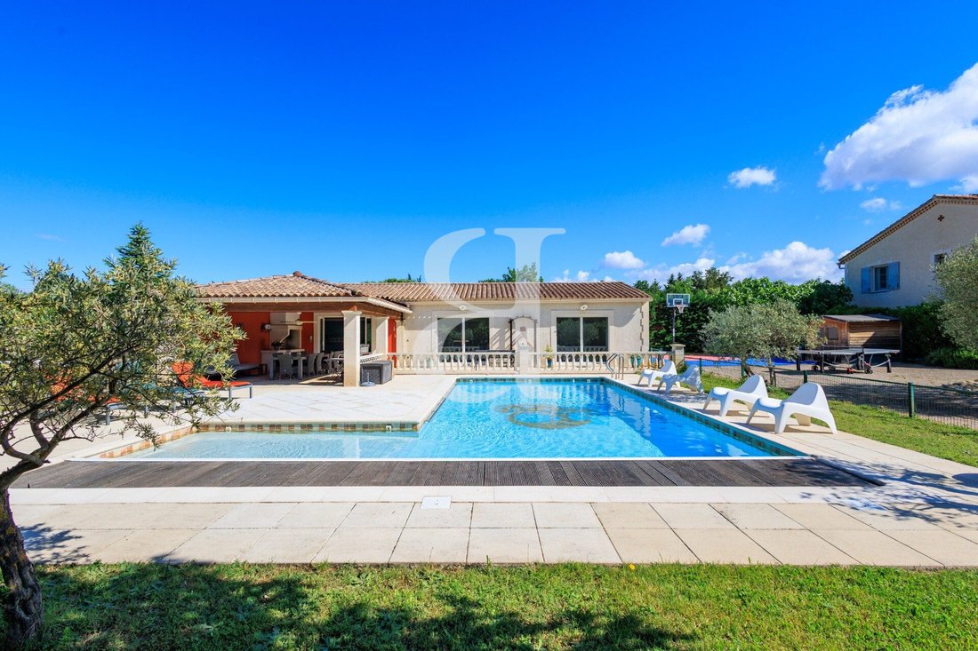 Villa in Ouest, Monteux, France 2 - 16838246