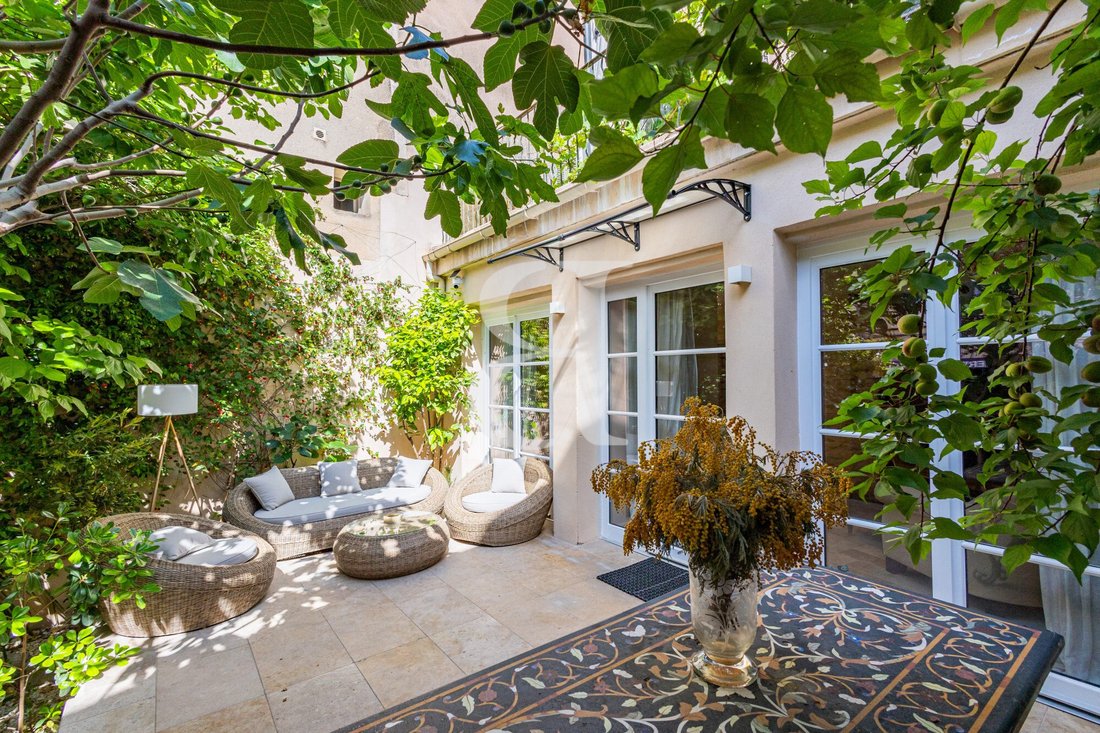 Country House in Nevons-route d'Apt, L'Isle-sur-la-Sorgue, France 2 - 17848991