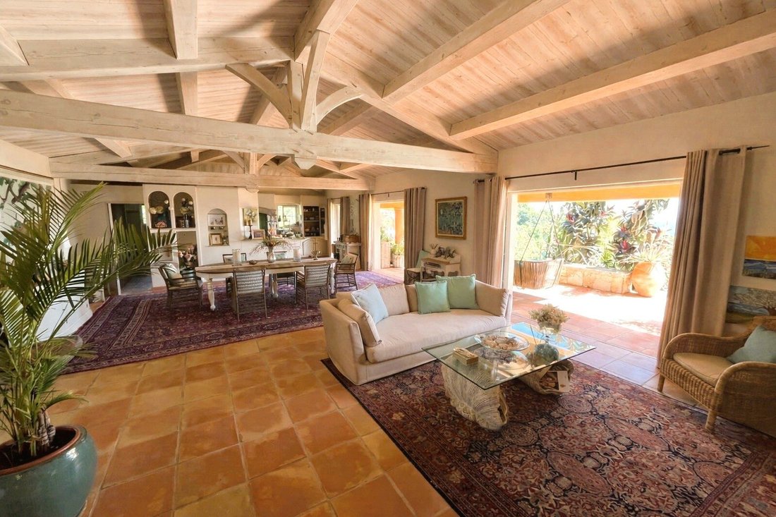 Villa in Rayol-Canadel-sur-Mer, Provence-Alpes-Côte d'Azur, France 4 - 18389841