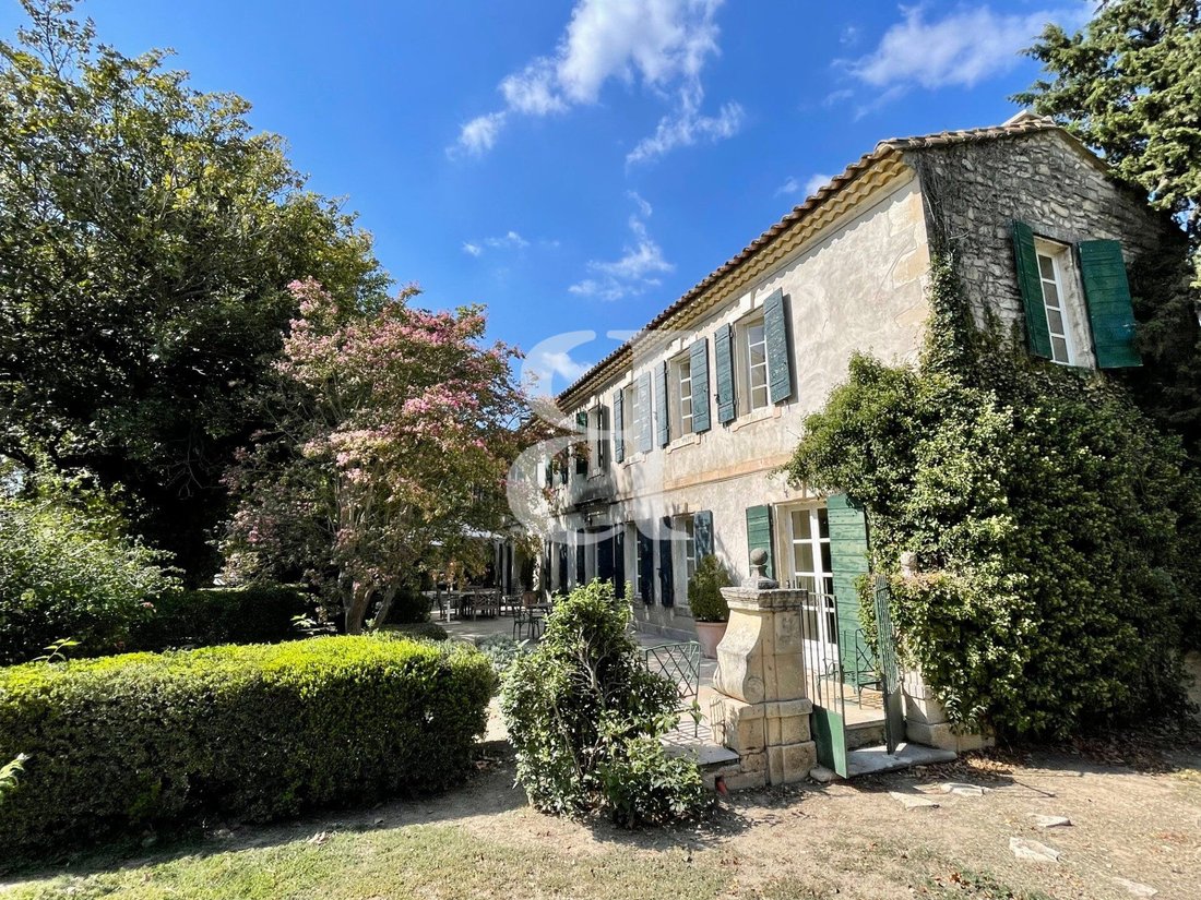 Country House in Saint-Etienne-du-Grès, Provence-Alpes-Côte d'Azur, France 1 - 16838298