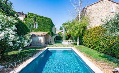 Country House in Saint-Didier, Provence-Alpes-Côte d'Azur, France 1
