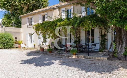 Landhaus in Visan, Provence-Alpes-Côte d'Azur, Frankreich 1