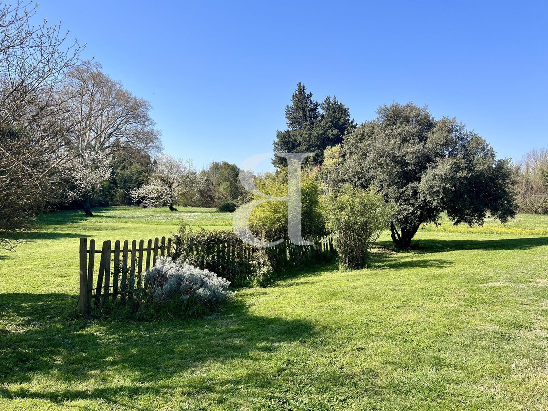 Country House in Châteaurenard, Provence-Alpes-Côte d'Azur, France 2 - 17498741