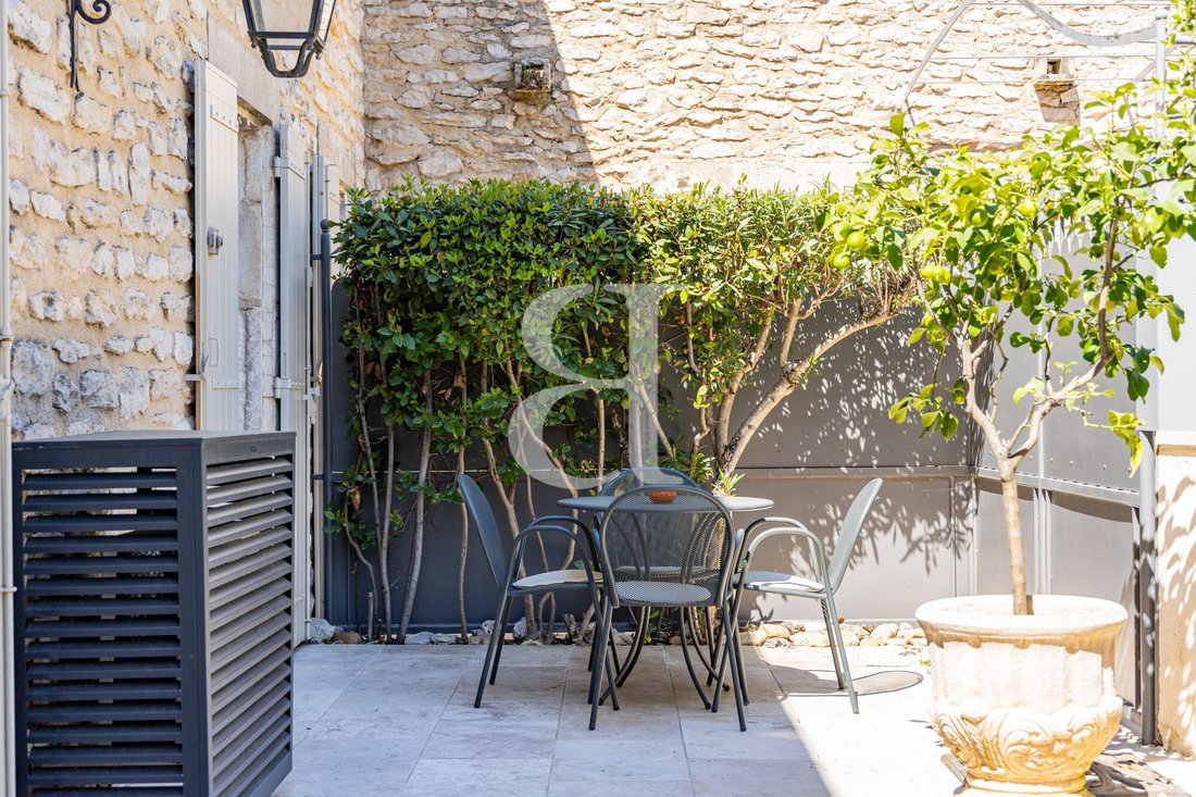 Country House in Saint-Rémy-de-Provence, Provence-Alpes-Côte d'Azur, France 3 - 17651386
