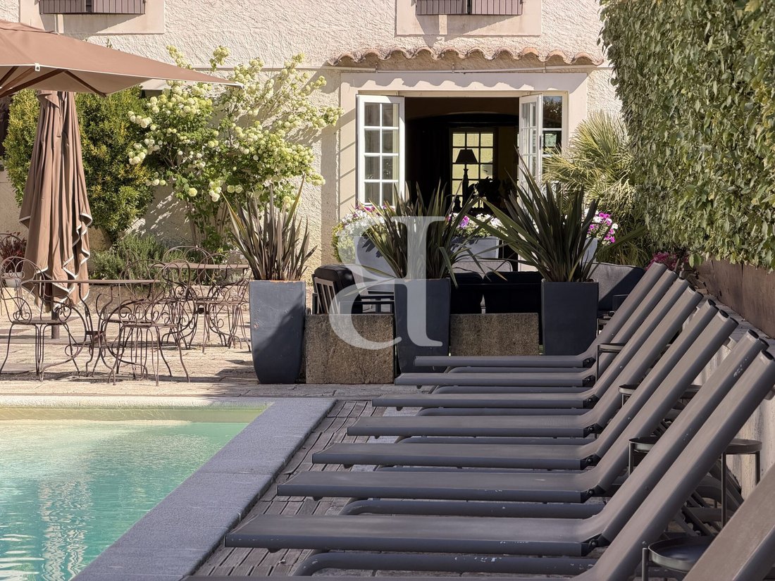 Country House in Maussane-les-Alpilles, Provence-Alpes-Côte d'Azur, France 5 - 17651432