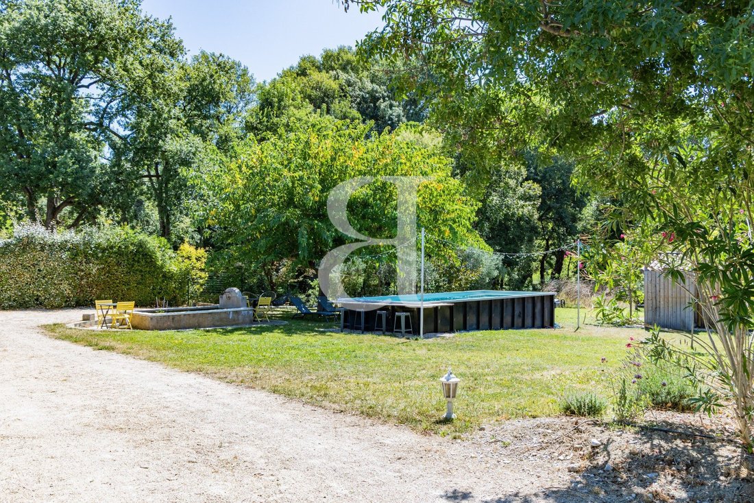 Villa in Roaix, Provence-Alpes-Côte d'Azur, France 3 - 17456312