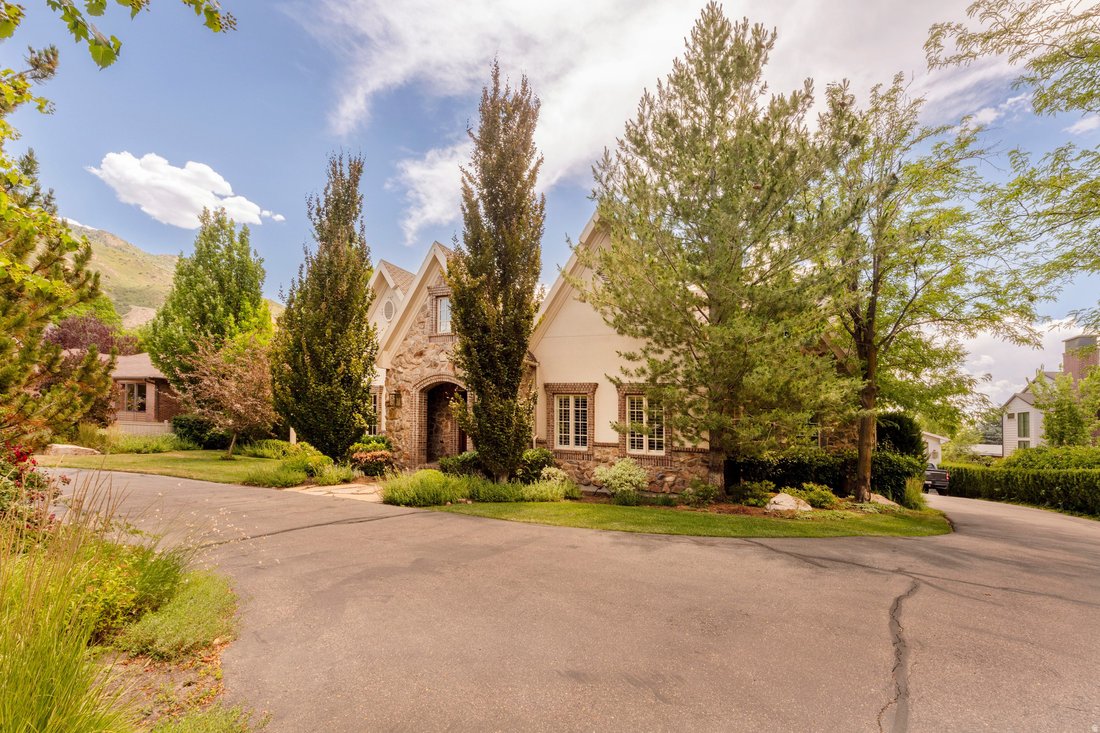 House in Holladay, Utah, United States 2 - 17435025