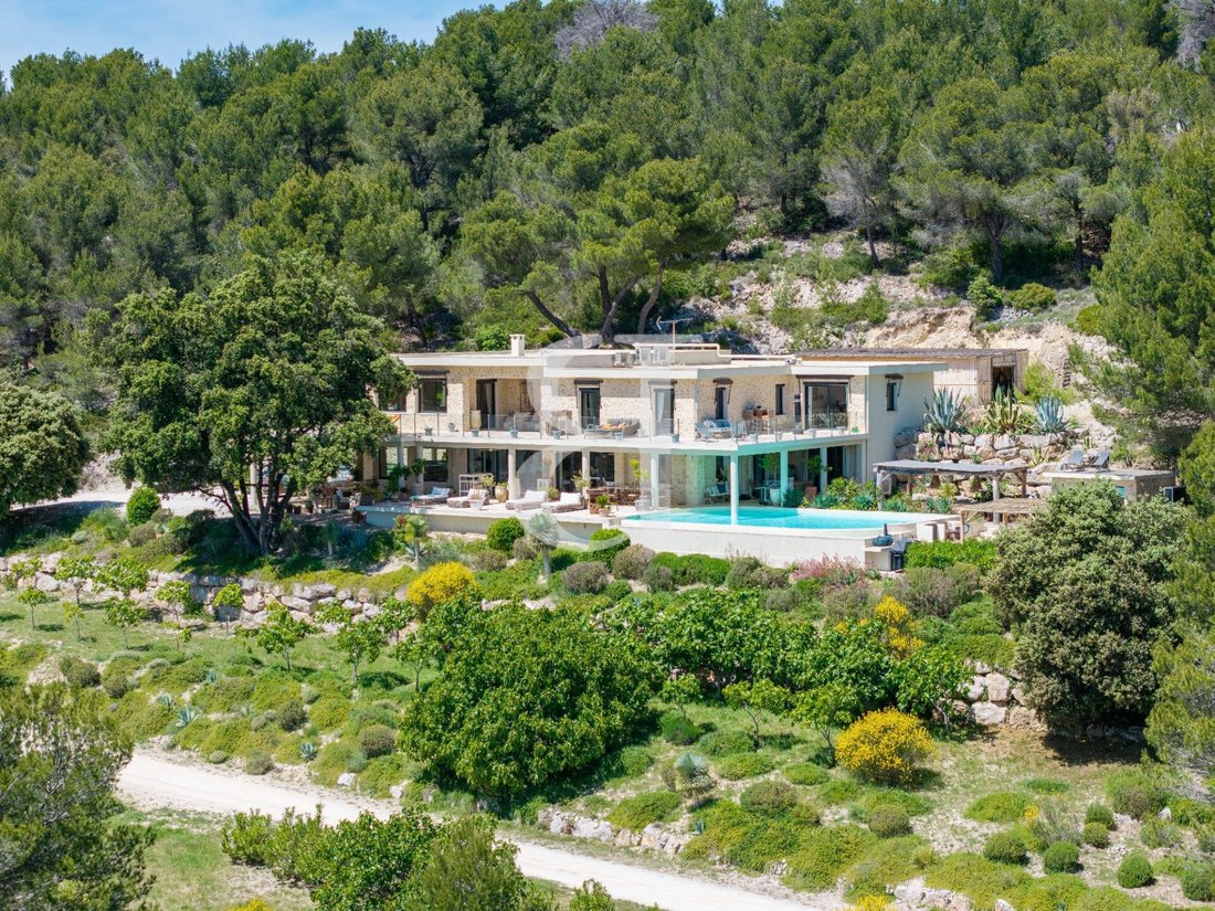 Villa in Caromb, Provence-Alpes-Côte d'Azur, France 1 - 16838285