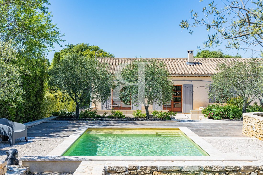 Villa in La Roque-sur-Pernes, Provence-Alpes-Côte d'Azur, France 1 - 18390052