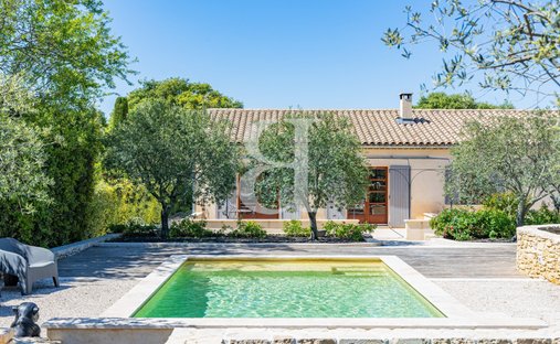 Villa a La Roque-sur-Pernes, Provenza-Alpi-Costa Azzurra, Francia 1