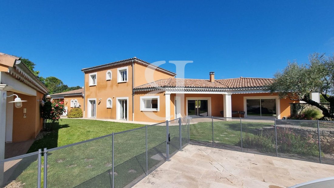 Villa in Secteur Nord, Pernes-les-Fontaines, France 2 - 18390048