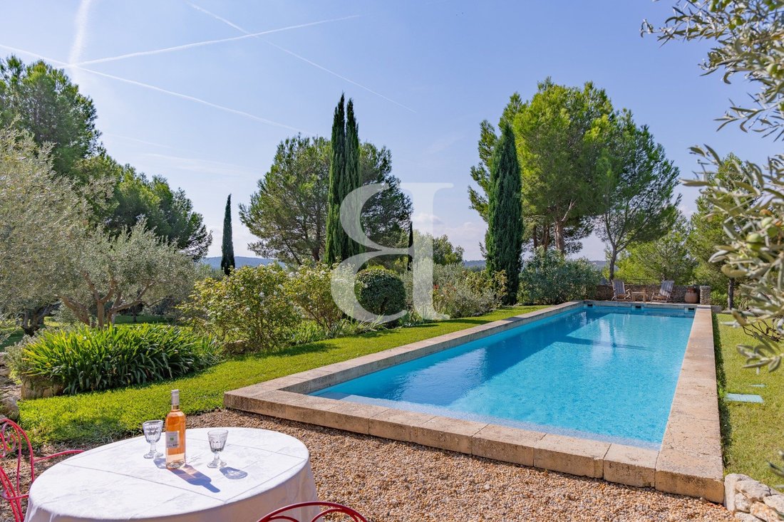 Country House in Mouriès, Provence-Alpes-Côte d'Azur, France 2 - 16838217