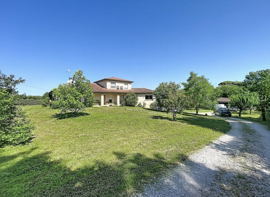 Villa in Maureville, Occitania, France 1 - 18389761