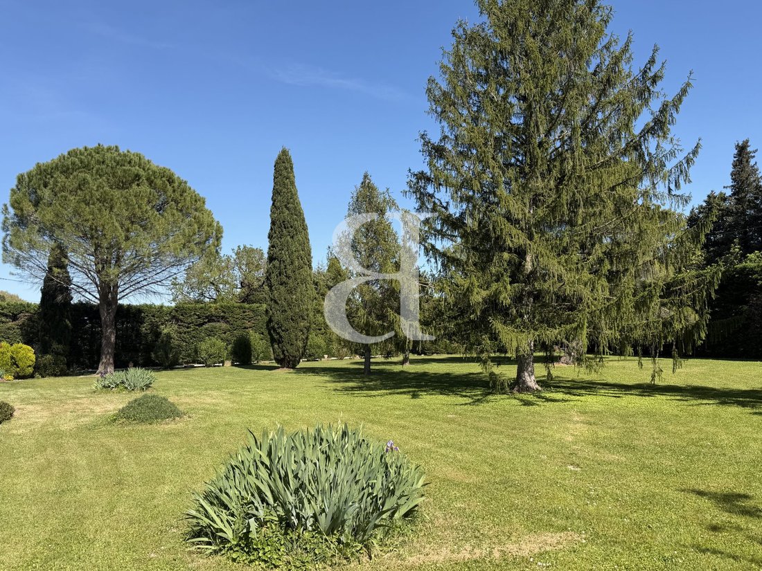 Country House in Plan-d'Orgon, Provence-Alpes-Côte d'Azur, France 2 - 17783668