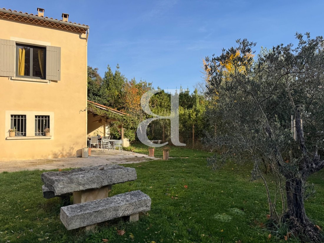 Villa in Saint-Rémy-de-Provence, Provence-Alpes-Côte d'Azur, France 5 - 16838279