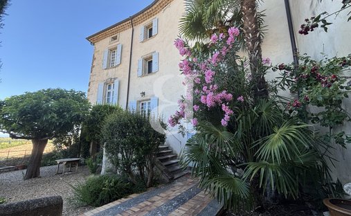 Country House in Sablet, Provence-Alpes-Côte d'Azur, France 1
