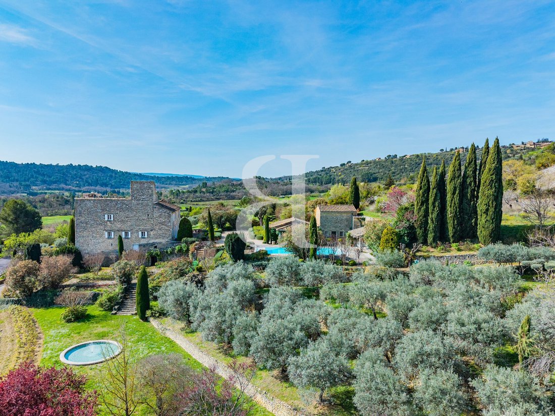 House in Gordes, Provence-Alpes-Côte d'Azur, France 5 - 17508184