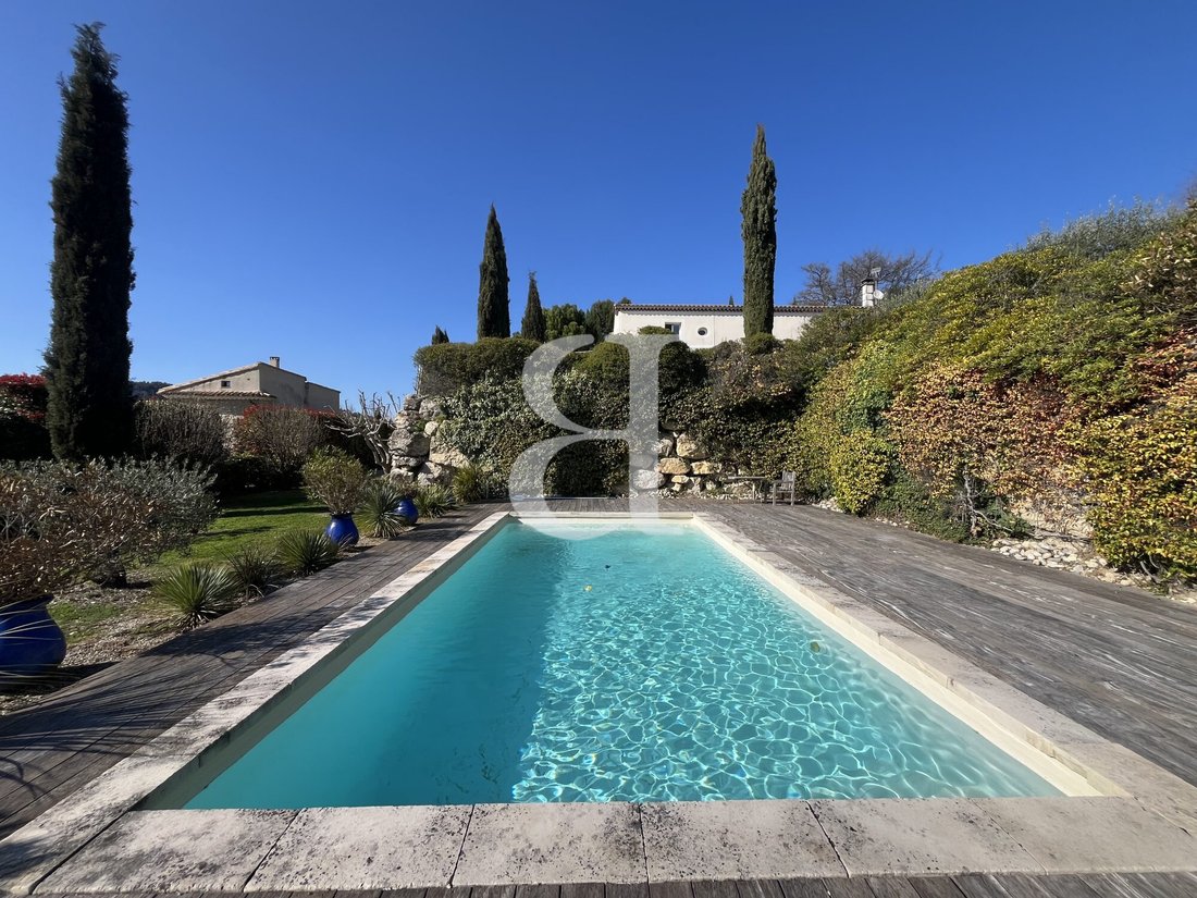 Villa in Mormoiron, Provence-Alpes-Côte d'Azur, France 4 - 17498726