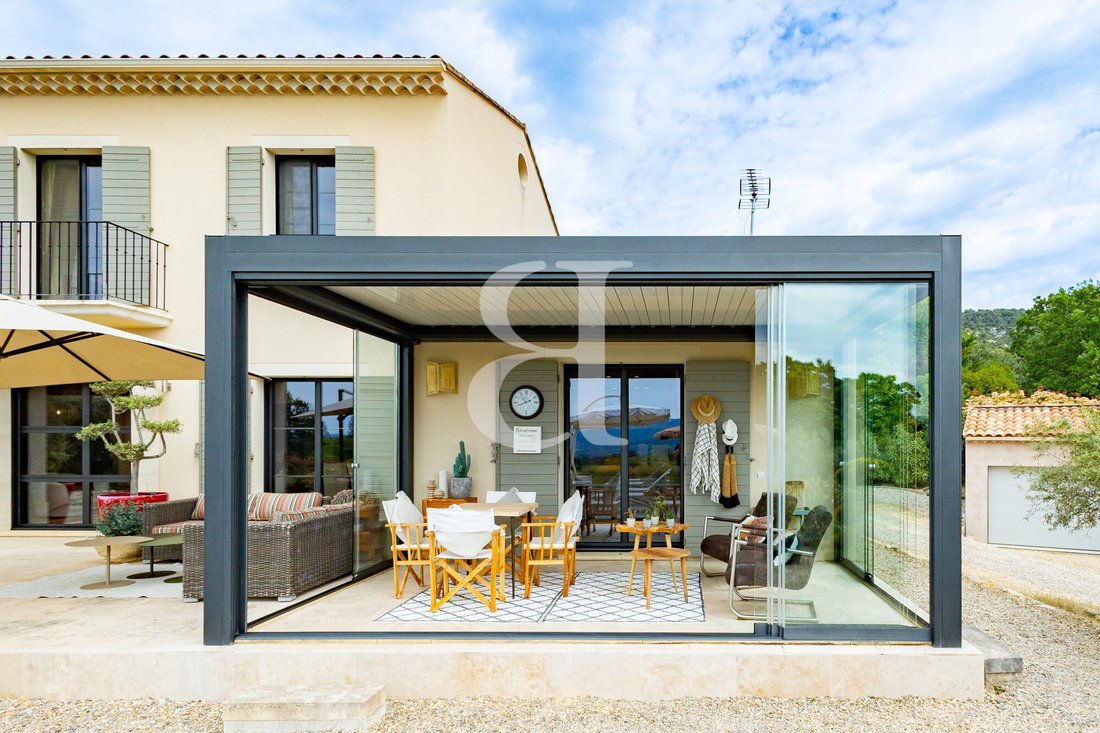 Villa in Saint-Saturnin-lès-Apt, Provence-Alpes-Côte d'Azur, France 5 - 17841033