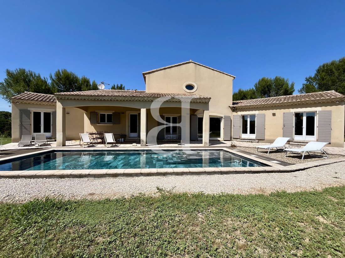 Villa in Boulbon, Provence-Alpes-Côte d'Azur, France 4 - 18390041