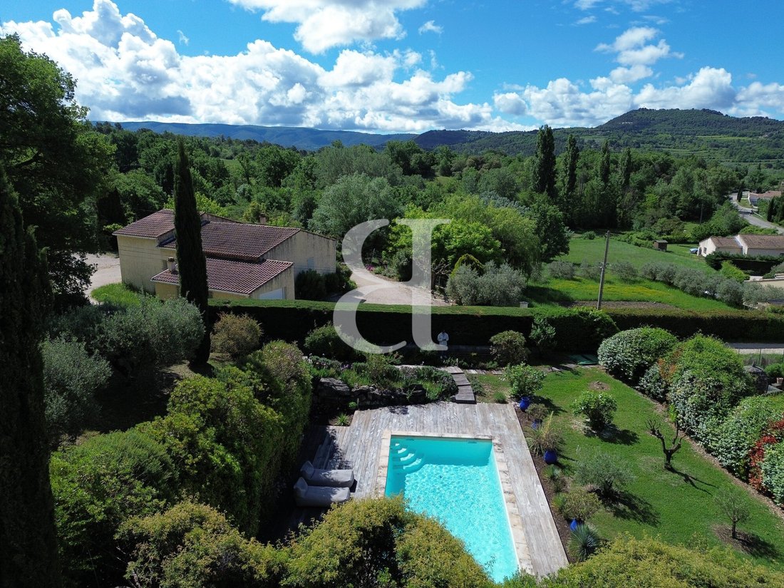 Villa in Mormoiron, Provence-Alpes-Côte d'Azur, France 2 - 17498726