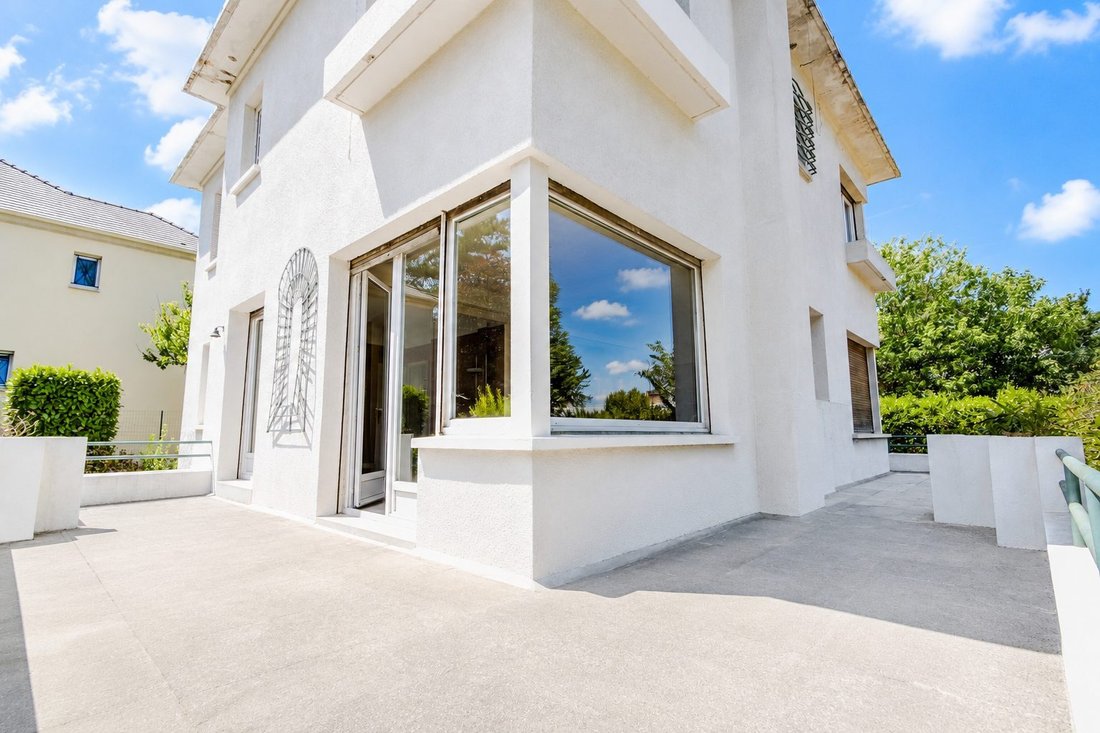 House in Bourg-La Feuillaume Nord, La Celle-Saint-Cloud, France 4 - 18389864