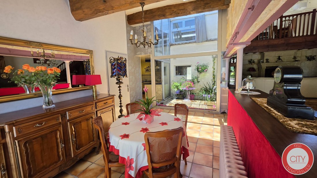 House in Saint-Sulpice-de-Faleyrens, Nouvelle-Aquitaine, France 5 - 18389926
