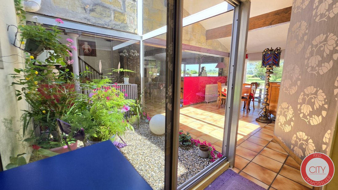 House in Saint-Sulpice-de-Faleyrens, Nouvelle-Aquitaine, France 4 - 18389926